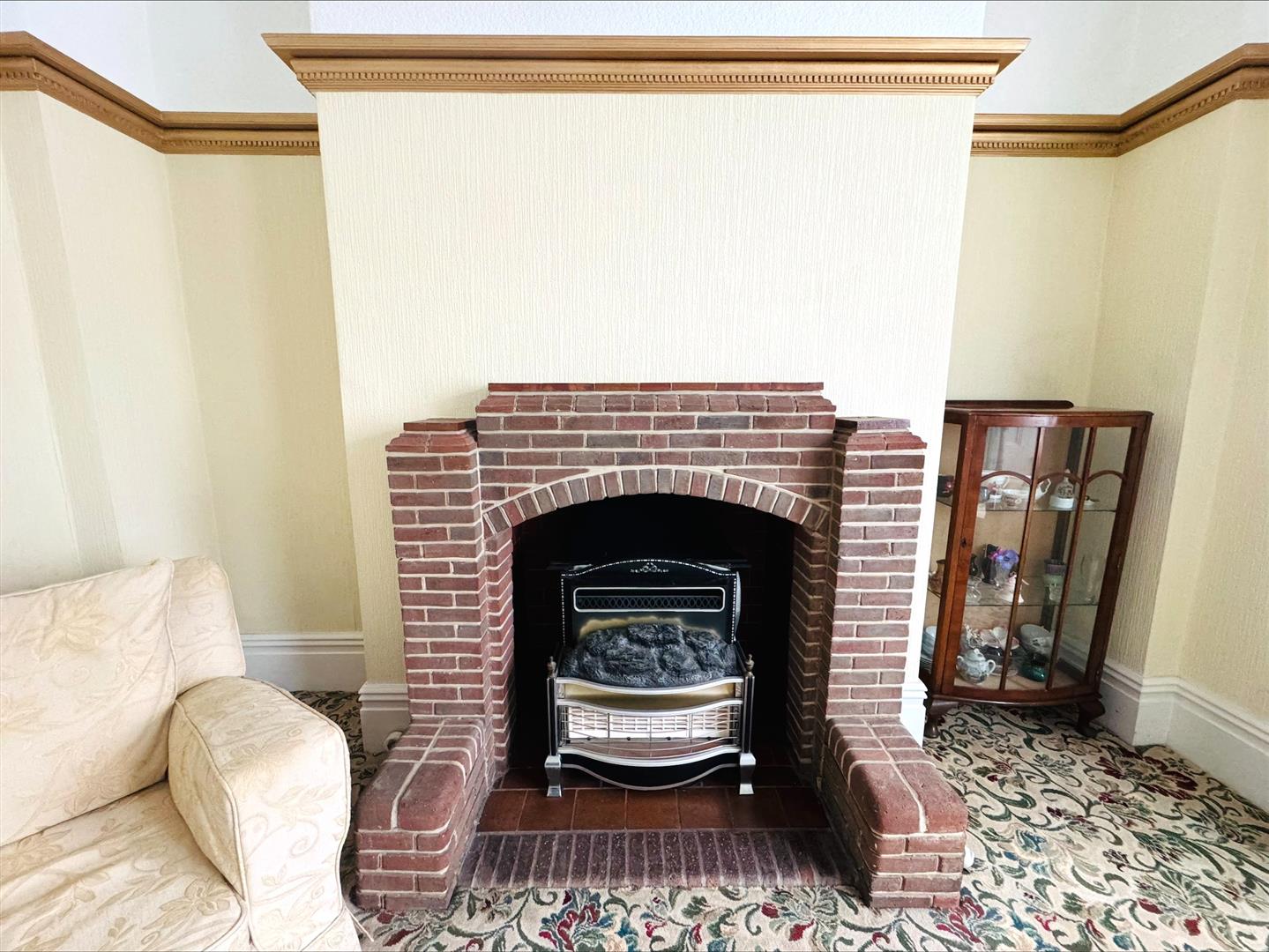 College Square, Llanelli, SA15 1DT